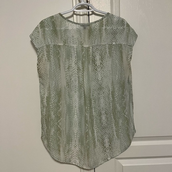 Dynamite Blouse - Picture 4 of 4